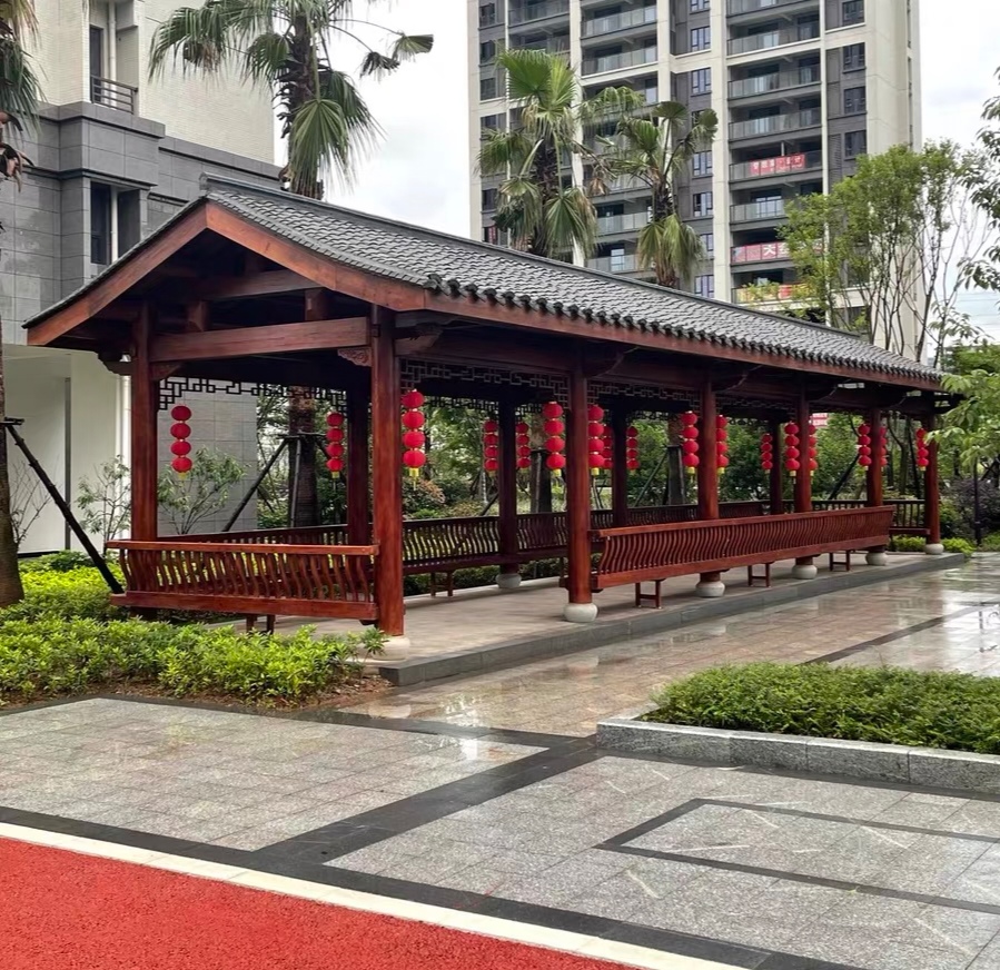 普通庭院秒变网红款！防腐木廊架搭藤花，喝茶聊天太治愈～