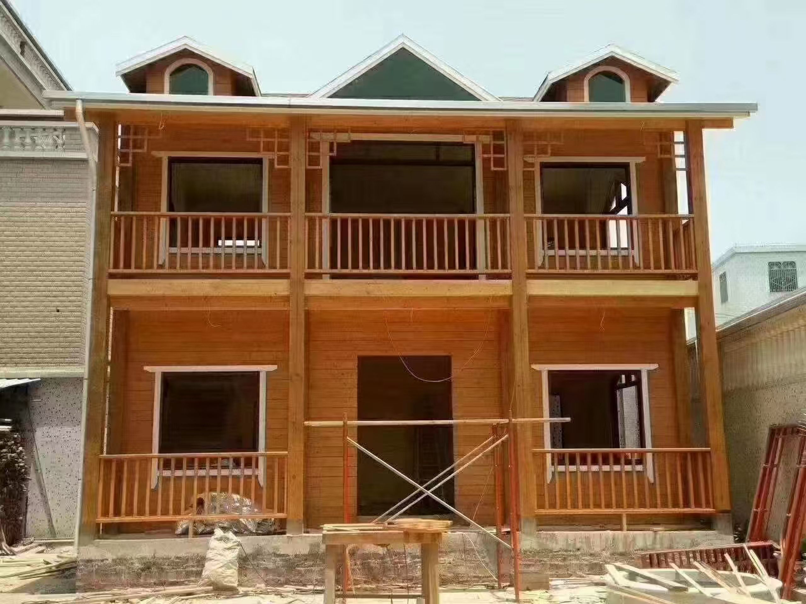 把自然搬回家！这款防腐木木屋，适配全场景的生态居所谁不爱？_复制