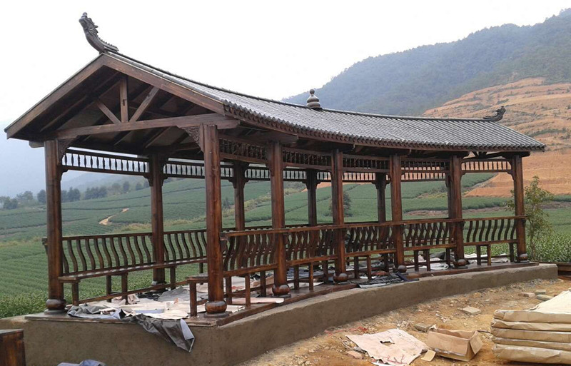 园林造景缺点睛之笔？防腐木长廊量身定制，氛围感直接拉满！